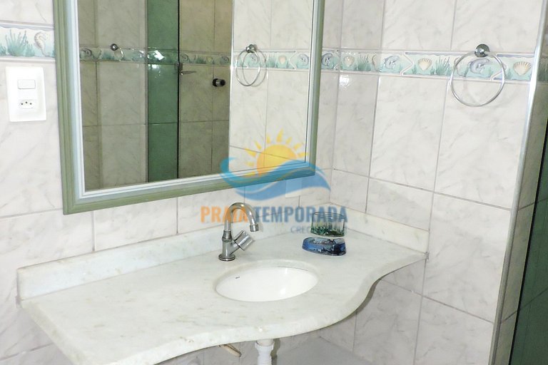 Apartamento 21 de 1 dormitório para 5 pessoas a duas quadras