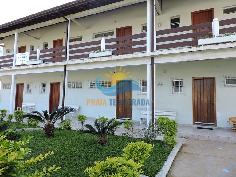 Apartamento 03-B de 1 dormitório para 5 pessoas a duas quadr