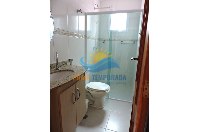 Apartamento 12 de 3 dormitórios para 8 pessoas a uma quadra