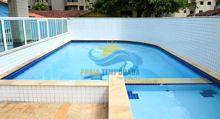 Apartamento 12 de 3 dormitórios para 8 pessoas a uma quadra