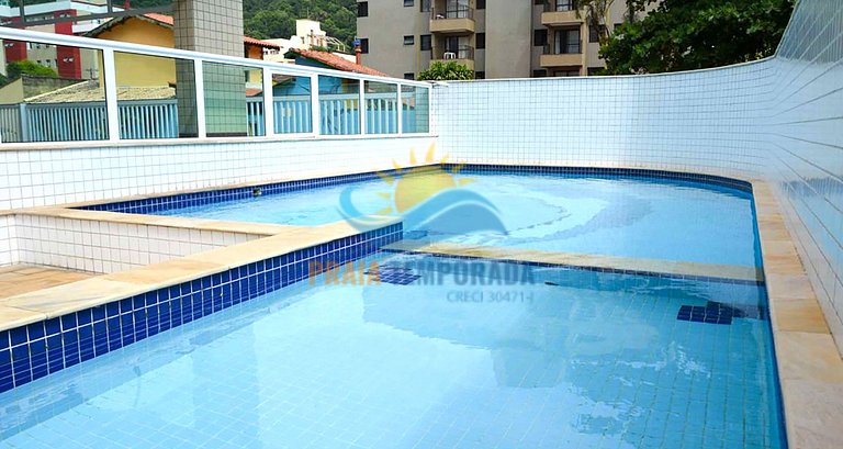 Apartamento 12 de 3 dormitórios para 8 pessoas a uma quadra