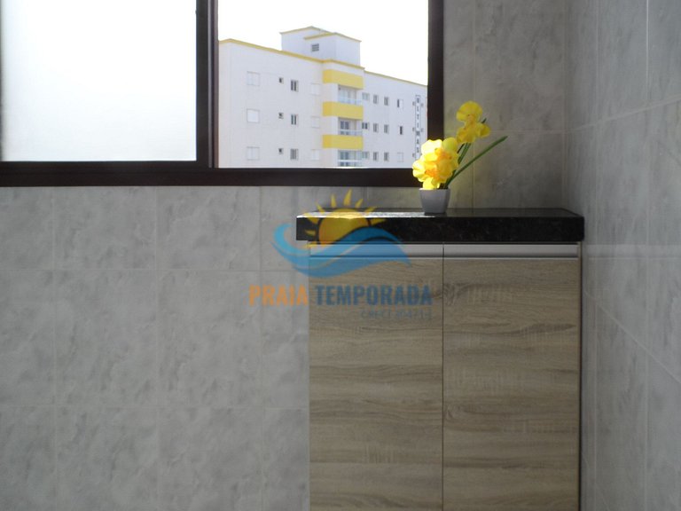 Apartamento com linda vista para o mar, prédio com piscina