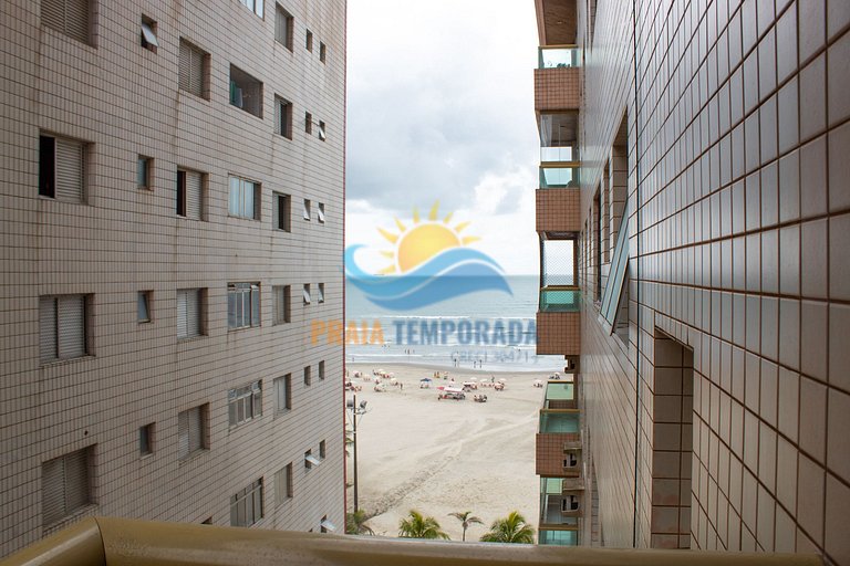 Apartamento frente mar com sacada gourmet
