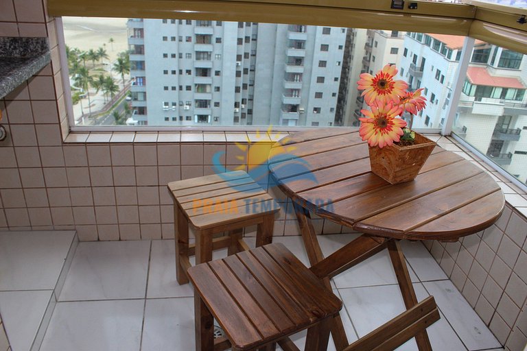 Apartamento frente mar com sacada gourmet
