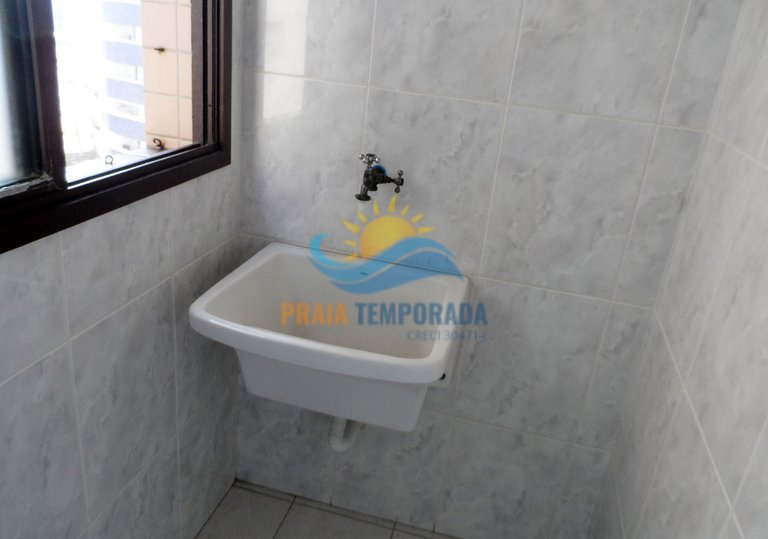 Apartamento com linda vista para o mar, prédio com piscina