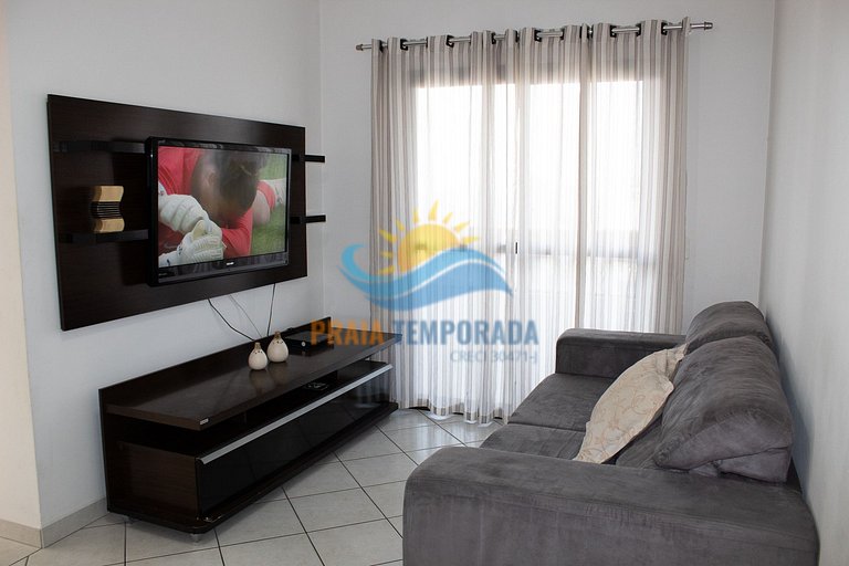 Apartamento 2 dormitórios com piscina e vista pro mar