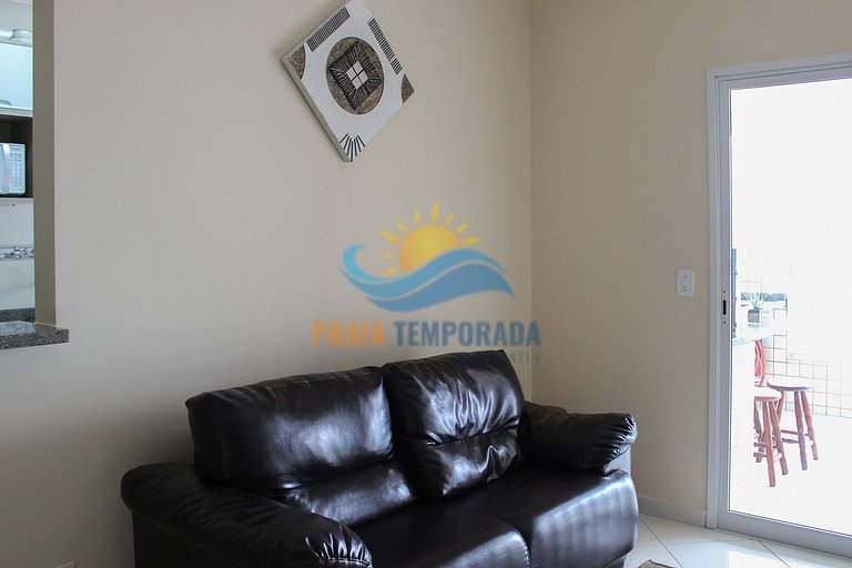 Apartamento com sacada gourmet e linda vista para praia
