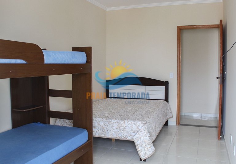 Apartamento com sacada gourmet e linda vista para praia