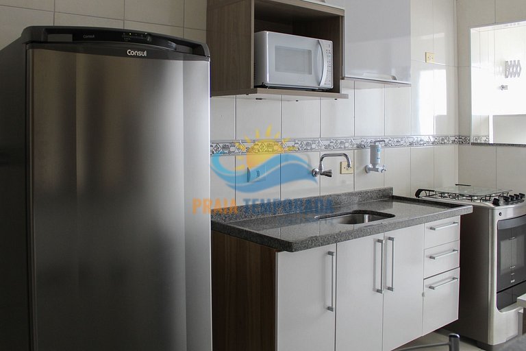 Apartamento com sacada gourmet e linda vista para praia
