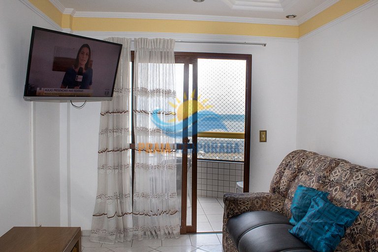 Apartamento 2 dormitórios com piscina e vista pro mar