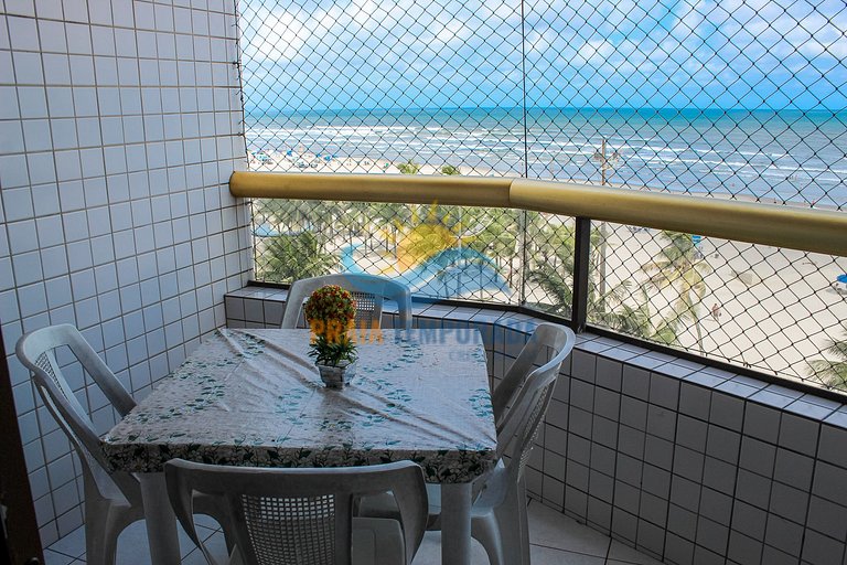 Apartamento 2 dormitórios com piscina e vista pro mar