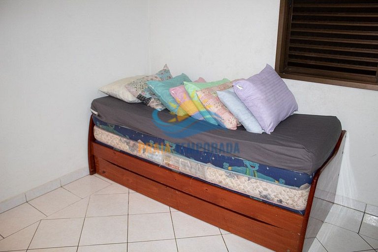 Apartamento frente ao mar com piscina com cascata