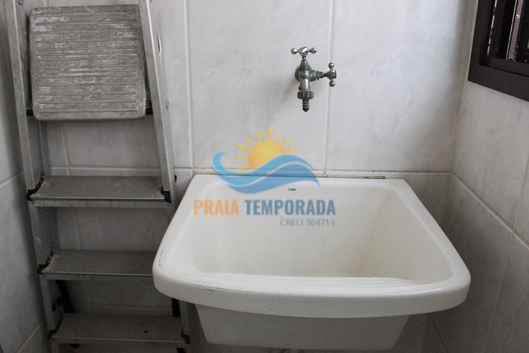 Apartamento frente ao mar com piscina com cascata