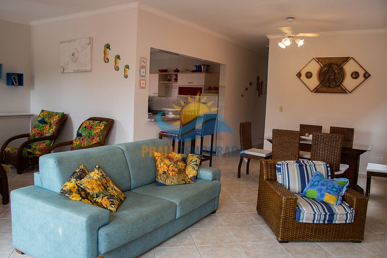 Linda casa em Peruíbe com Piscina , Churrasqueira