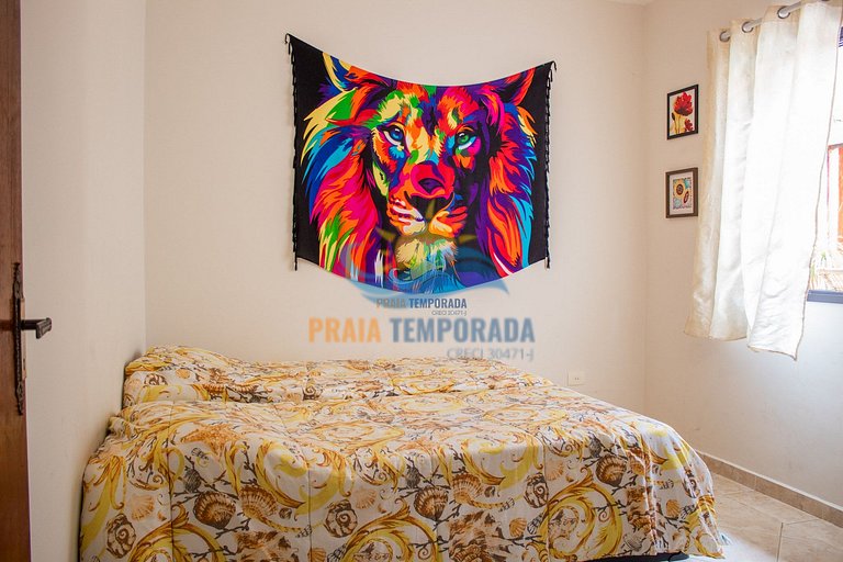 Linda casa em Peruíbe com Piscina , Churrasqueira