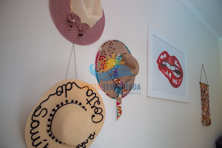 Linda casa em Peruíbe com Piscina , Churrasqueira