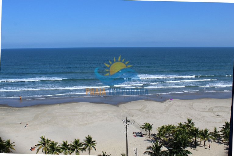 Apartamento 2 dormitórios com piscina e vista pro mar