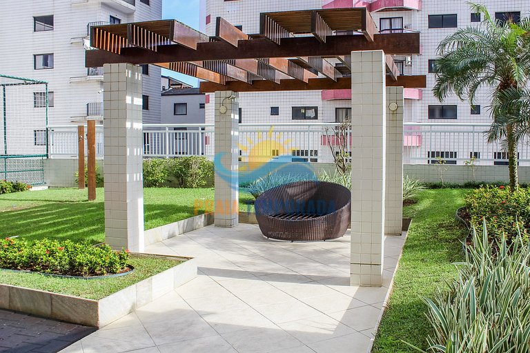 Apartamento próximo da praia com área de lazer completa
