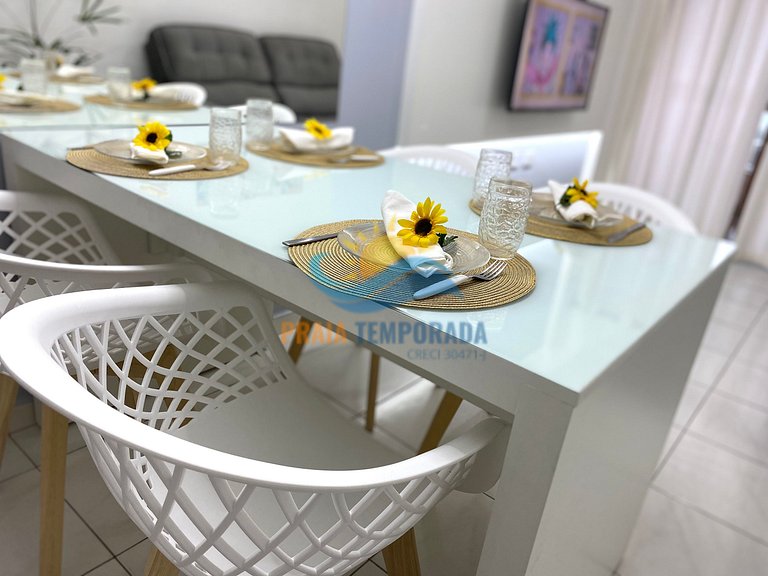 Apartamento com churrasqueira e linda vista para o mar