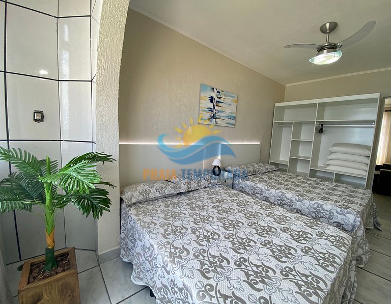 Apto 1 dorm frente ao mar na Guilhermina, portaria 24h, gara