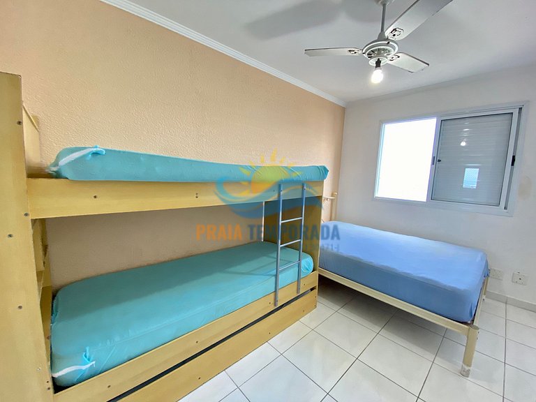 Apartamento frente mar com sacada gourmet