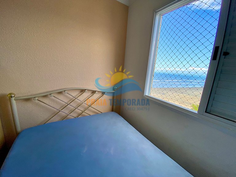 Apartamento frente mar com sacada gourmet