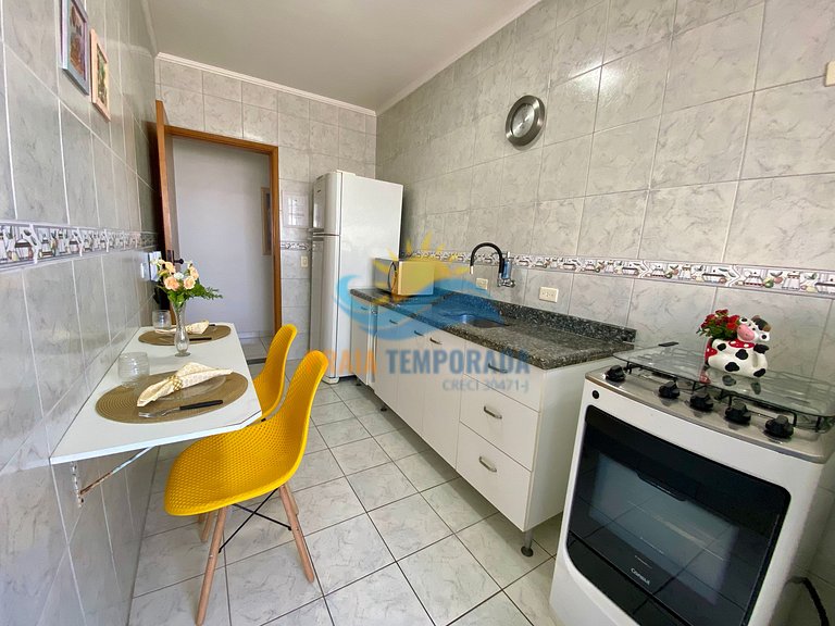 Apartamento com churrasqueira e linda vista para o mar