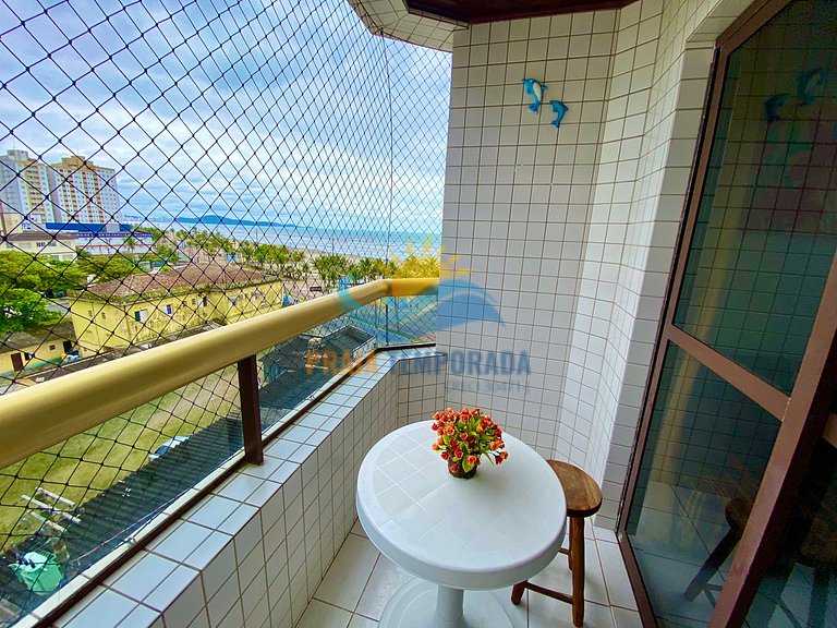 Apartamento com linda vista para o mar, prédio com piscina