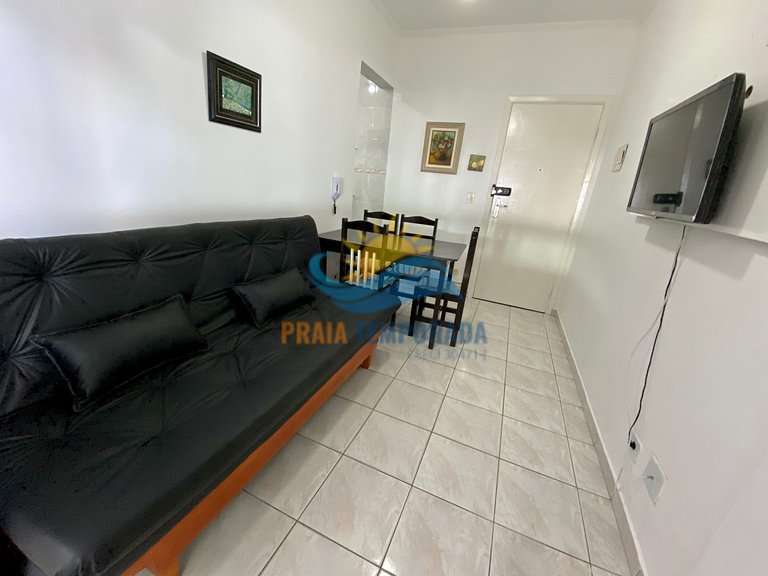 Apartamento com 2 sacadas e linda vista para o mar