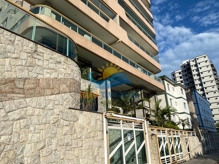 T124 - Apto com churrasqueira | Wi-fi, apenas 100m da praia