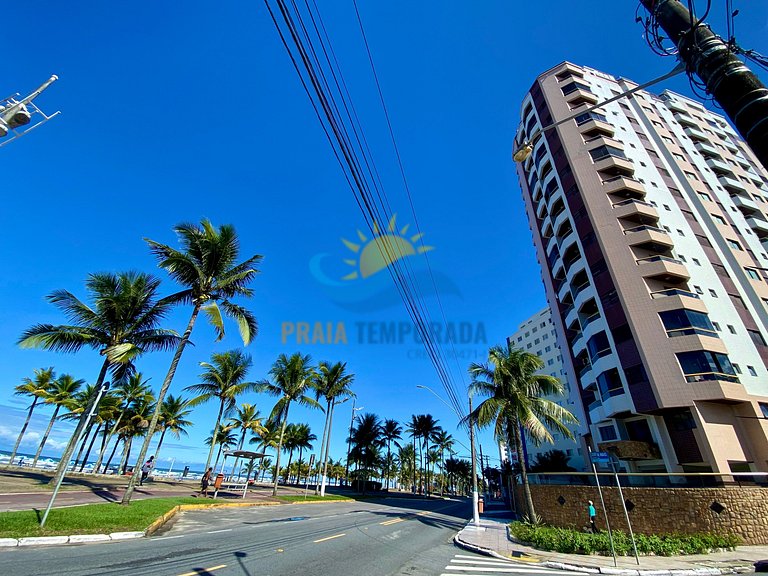 Apartamento com linda vista para o mar, prédio com piscina