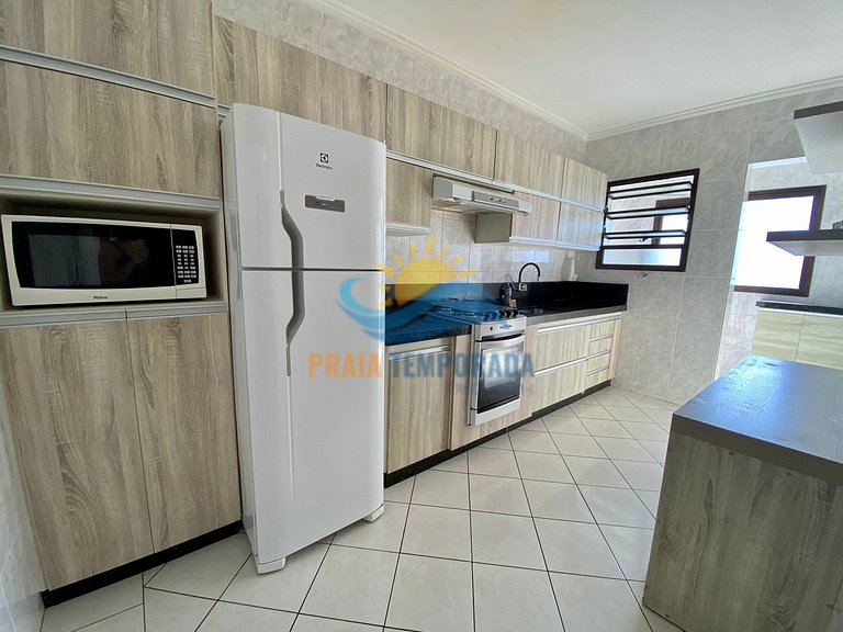 Apartamento com linda vista para o mar, prédio com piscina