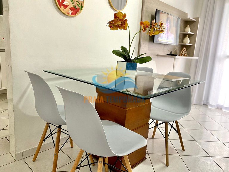 Apartamento com linda vista para o mar, prédio com piscina