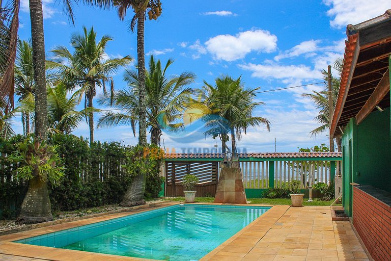 I148 - Casa com 4 dorm l Piscina, Churrasqueira e WI-FI