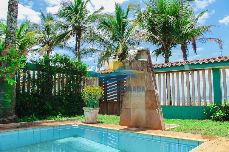I148 - Casa com 4 dorm l Piscina, Churrasqueira e WI-FI