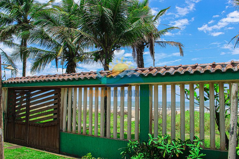 I148 - Casa com 4 dorm l Piscina, Churrasqueira e WI-FI