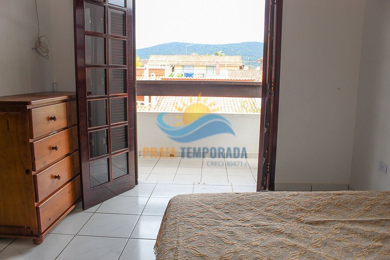 I148 - Casa com 4 dorm l Piscina, Churrasqueira e WI-FI