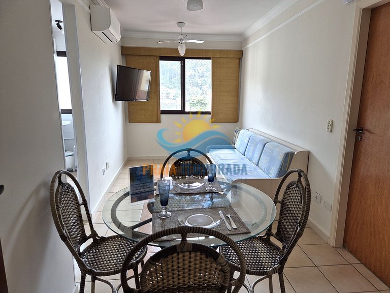 Apartamento 46-B de 1 dormitório para 5 pessoas a uma quadra