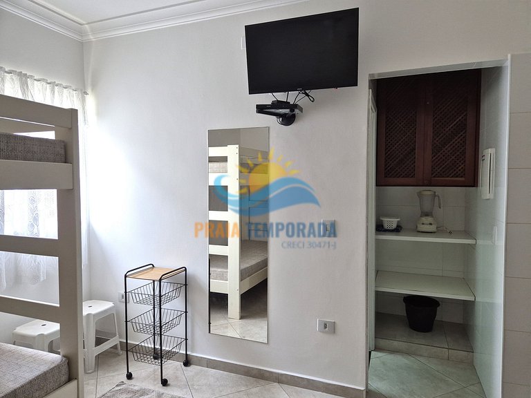1 bedroom apartment for 6 people two blocks from Praia Grand