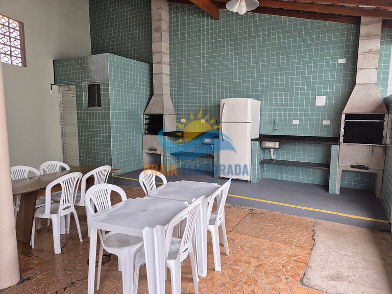 Apartamento 11-C de 1 dormitório para 5 pessoas a duas quadr