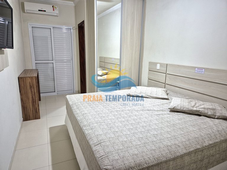 Apartamento 12 de 3 dormitórios para 8 pessoas a uma quadra
