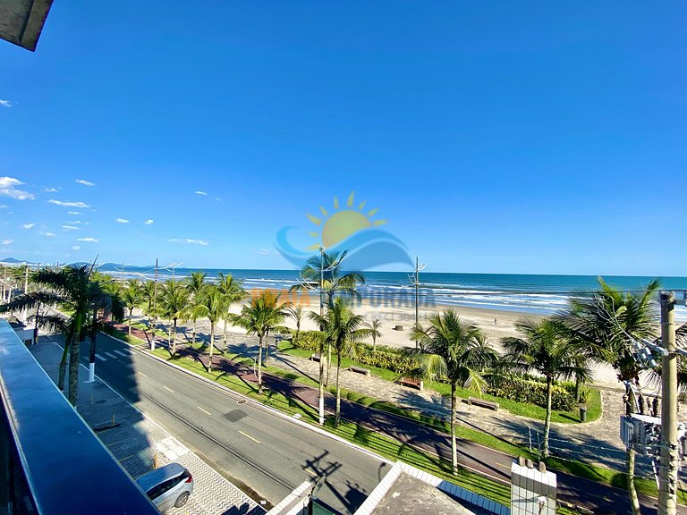 BM103 - Apê Frente a Praia c/ 3 Dorm e Sacada