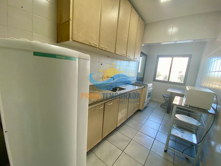 BM103 - Apê Frente a Praia c/ 3 Dorm e Sacada