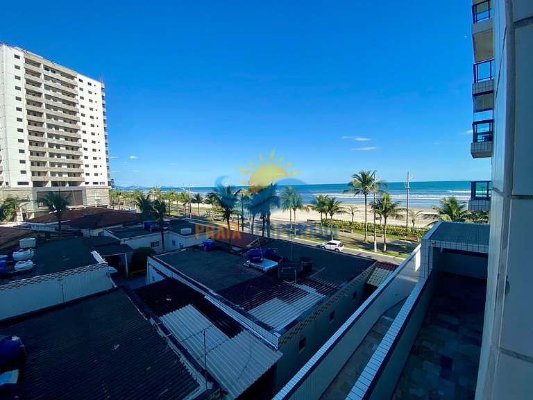 BM103 - Apê Frente a Praia c/ 3 Dorm e Sacada