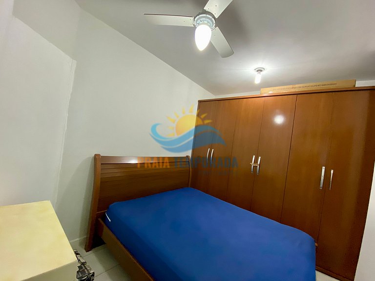 BM103 - Apê Frente a Praia c/ 3 Dorm e Sacada