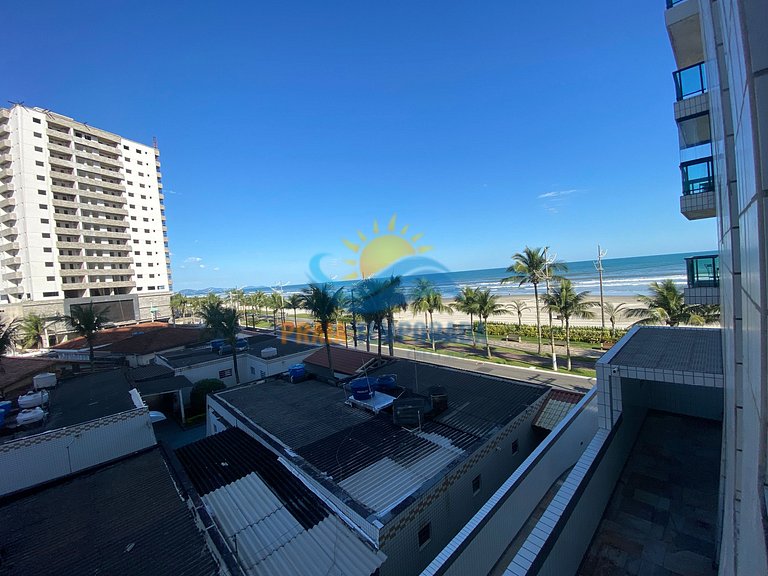 BM103 - Apê Frente a Praia c/ 3 Dorm e Sacada