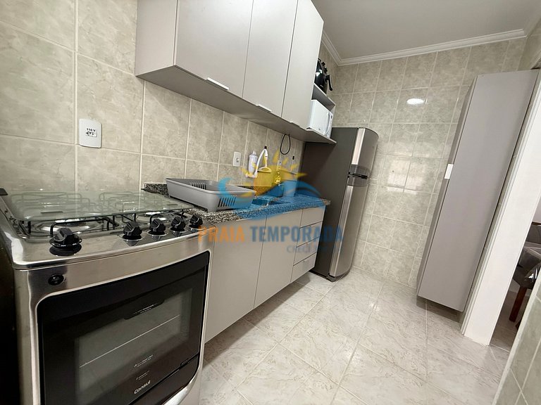A105 - Apê c/ Ótima Localização| Varanda | 1 Dorm | Garagem