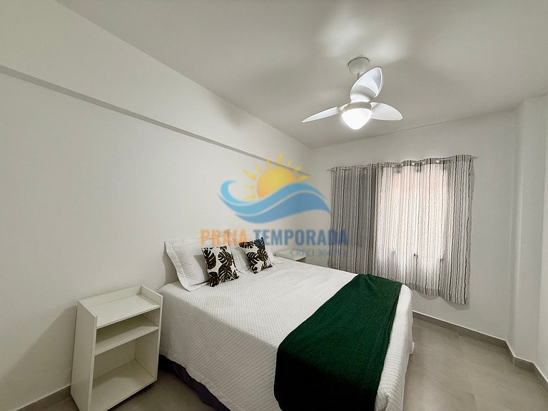 A105 - Apê c/ Ótima Localização| Varanda | 1 Dorm | Garagem
