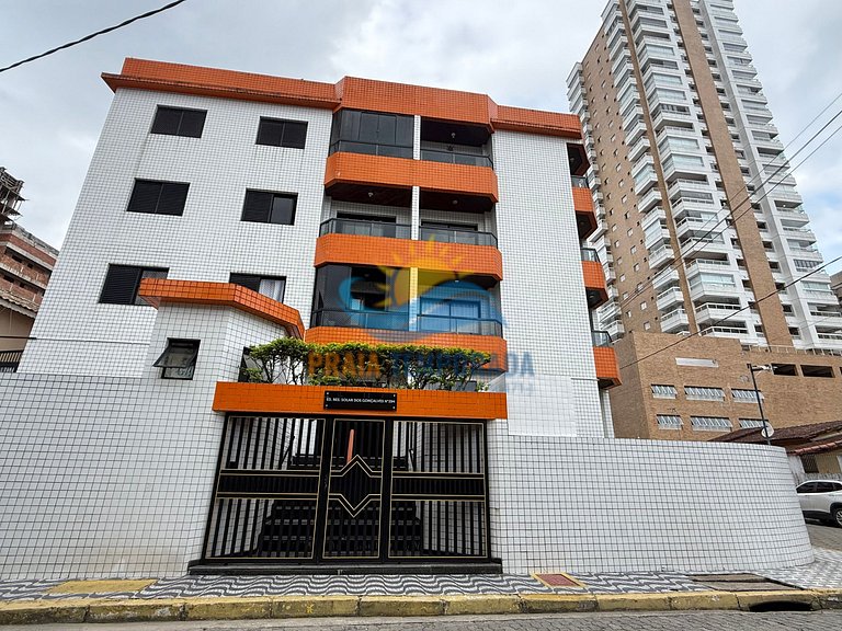 A105 - Apê c/ Ótima Localização| Varanda | 1 Dorm | Garagem