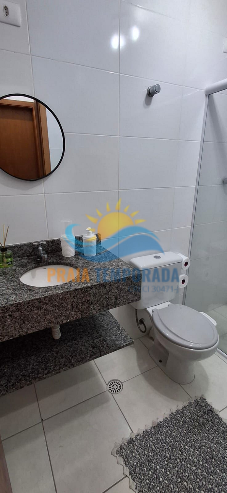 A083 - Apto 2 Dorm |Sendo 1 Suíte| Sacada Gourmet e Garagem